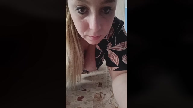 emma96_hot  09-10-2022